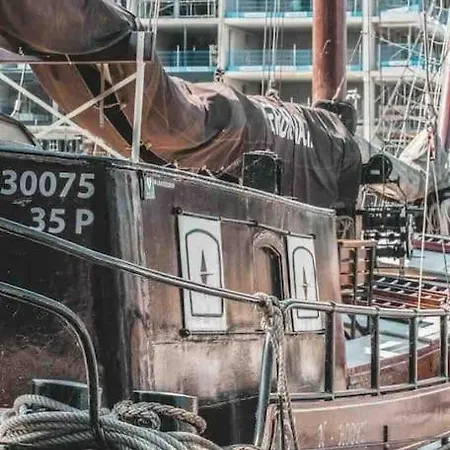 Amazing Private Luxury Boat Botel Amsterdam