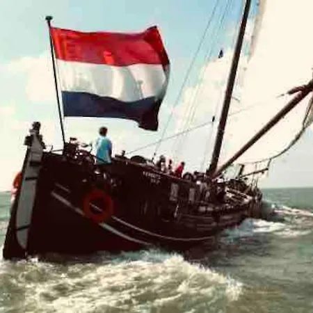 보트호텔 Amazing Private Luxury Boat *